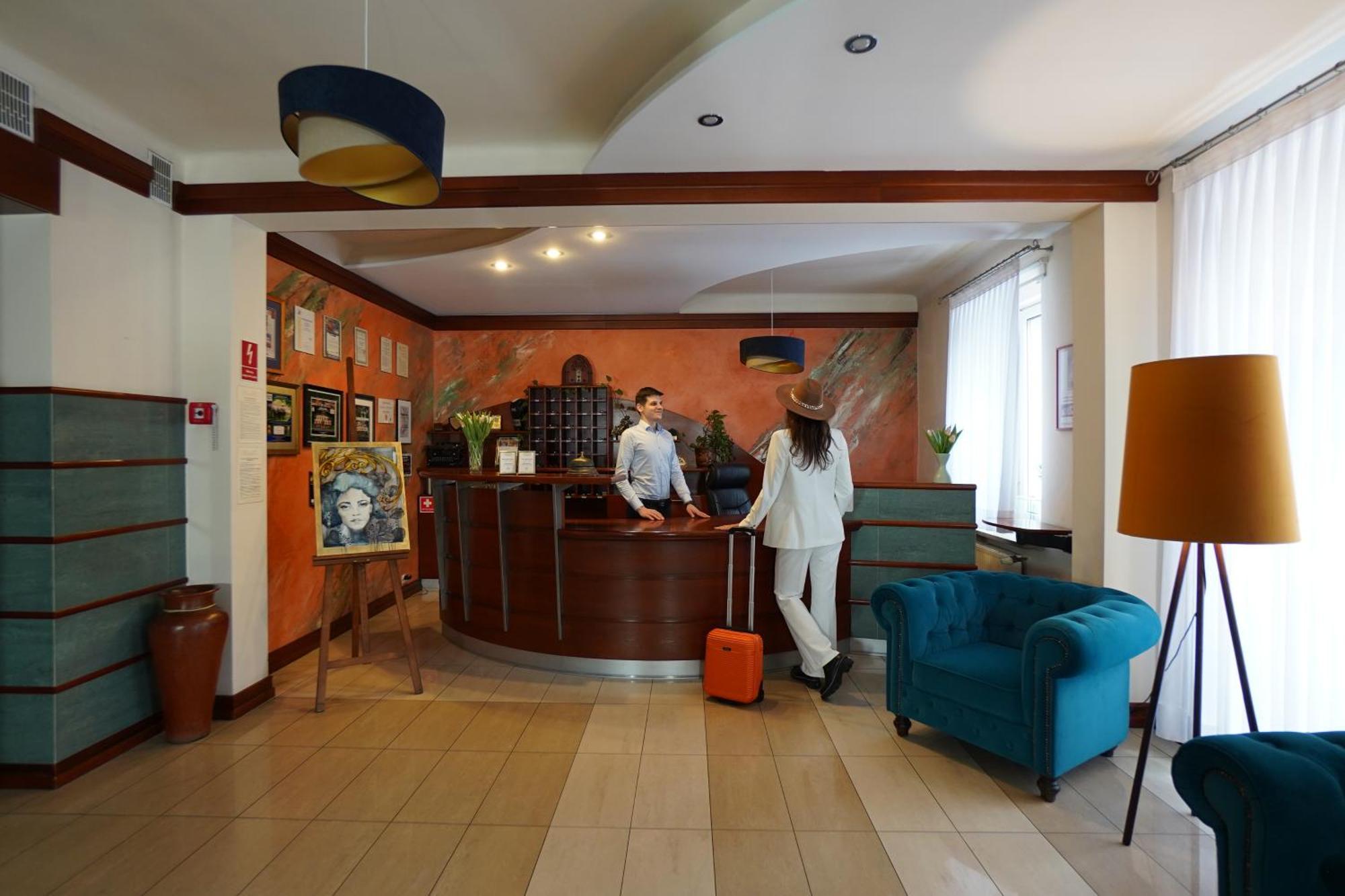Hotel Sonex Çestohova Dış mekan fotoğraf